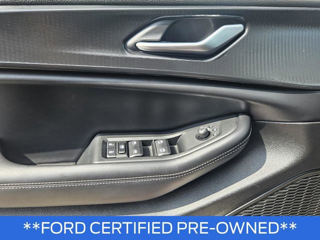 Used 2025 Jeep Grand Cherokee L Altitude RWD image 31