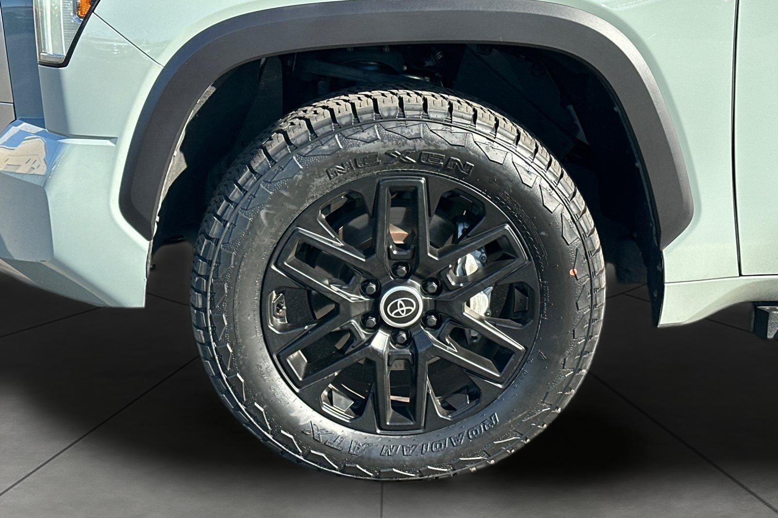 Used 2022 Toyota Tundra Limited w/ TRD Off-Road Package RWD image 29