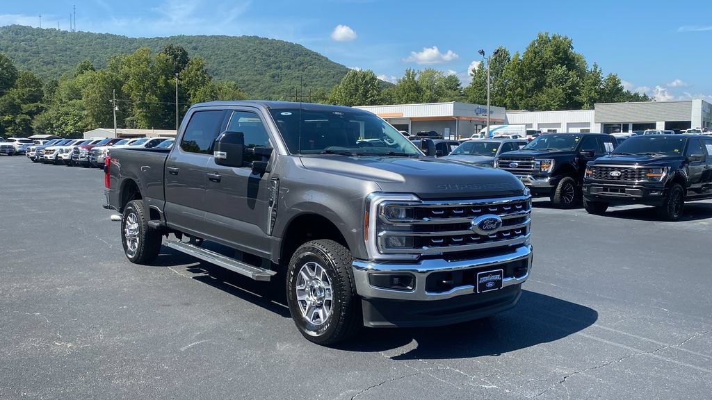 Certified 2025 Ford F350 Lariat AWD/4WD image 3