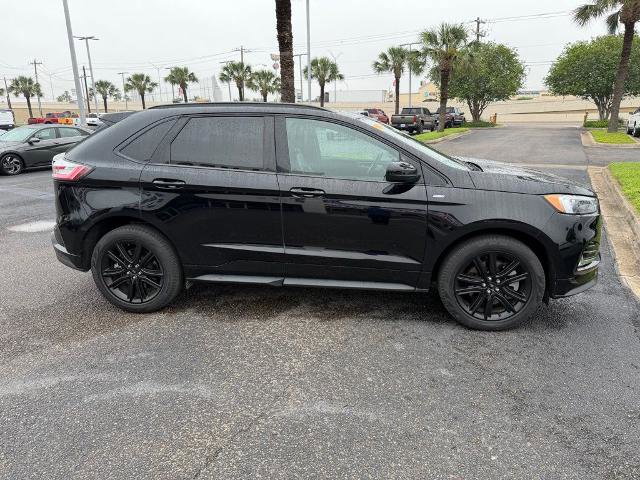 Certified 2024 Ford Edge ST-Line AWD/4WD image 7