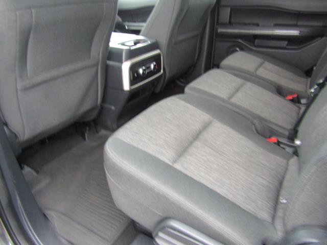 Certified 2024 Ford Expedition XLT AWD/4WD image 3
