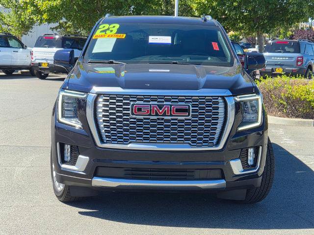 Used 2023 GMC Yukon Denali RWD image 2