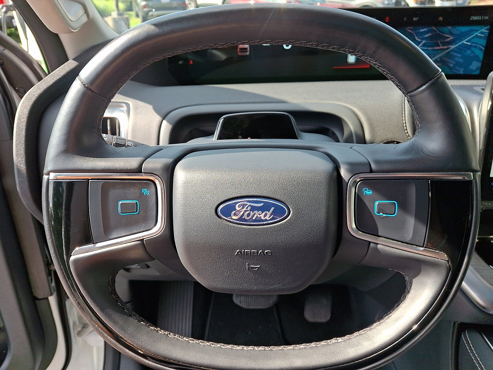 Certified 2025 Ford Expedition Platinum AWD/4WD image 21