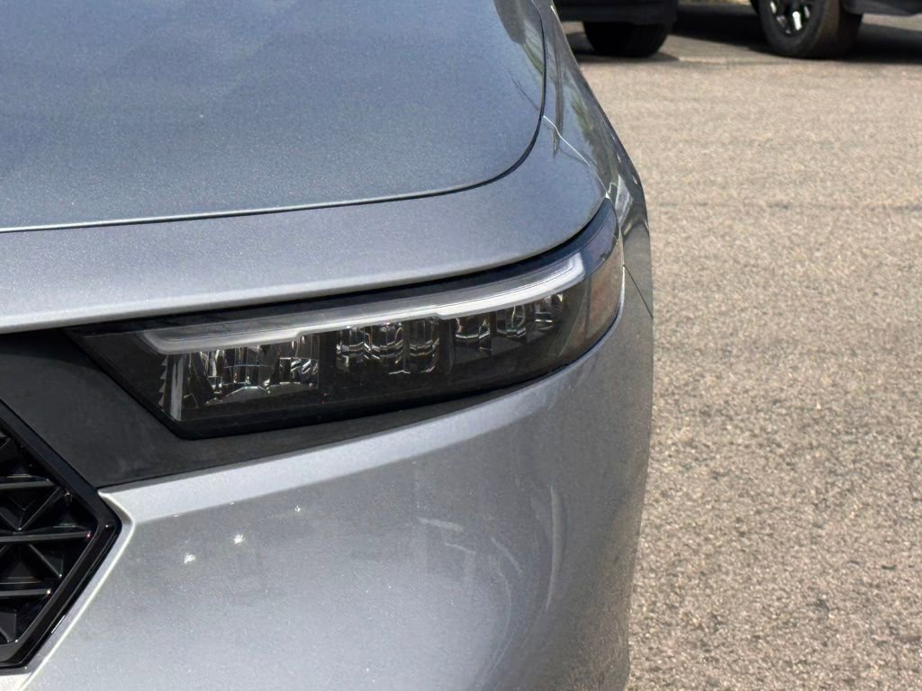 Used 2024 Honda Accord Sport image 8