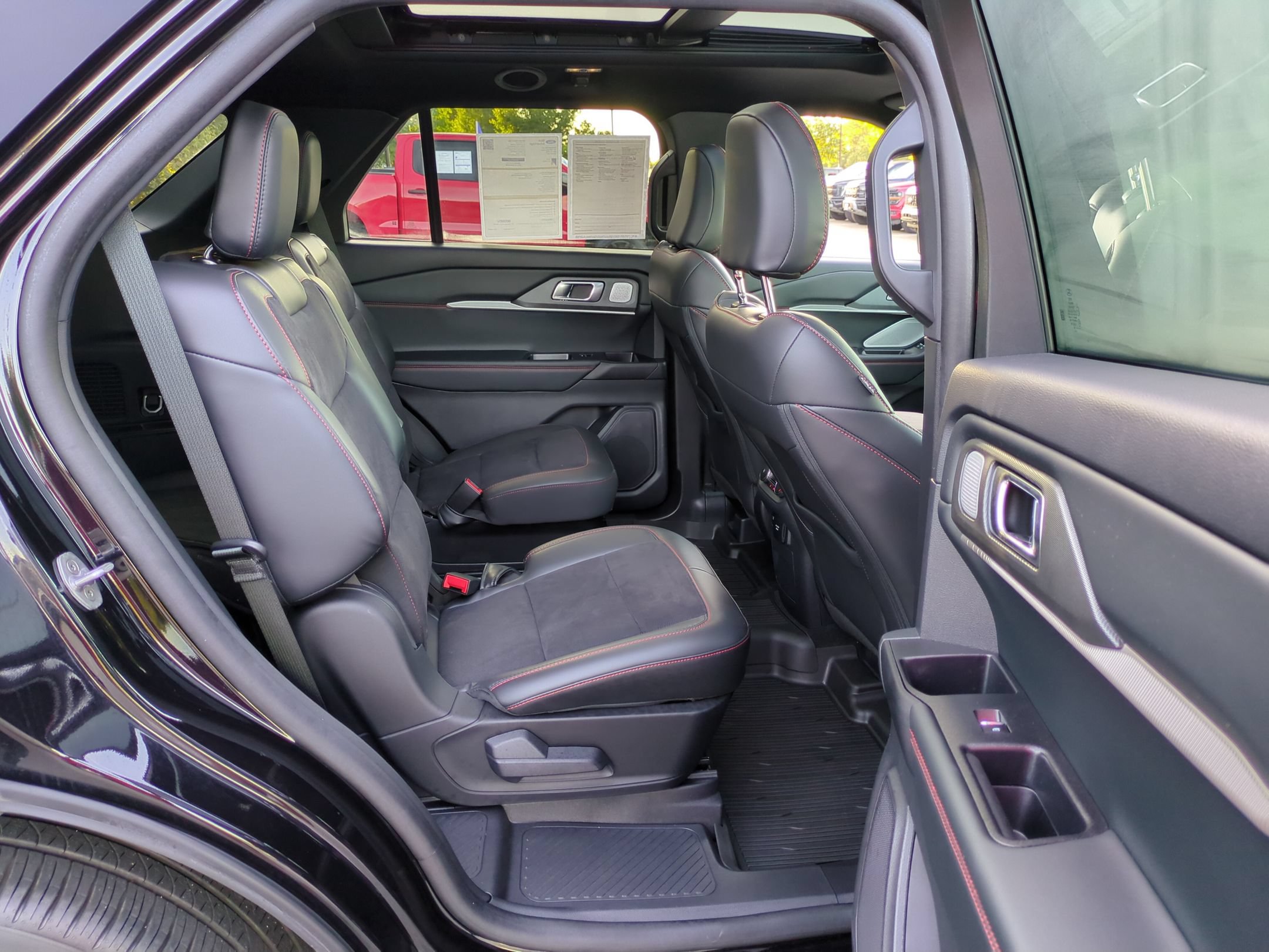Certified 2025 Ford Explorer ST w/ Sun And Sound Package RWD image 37