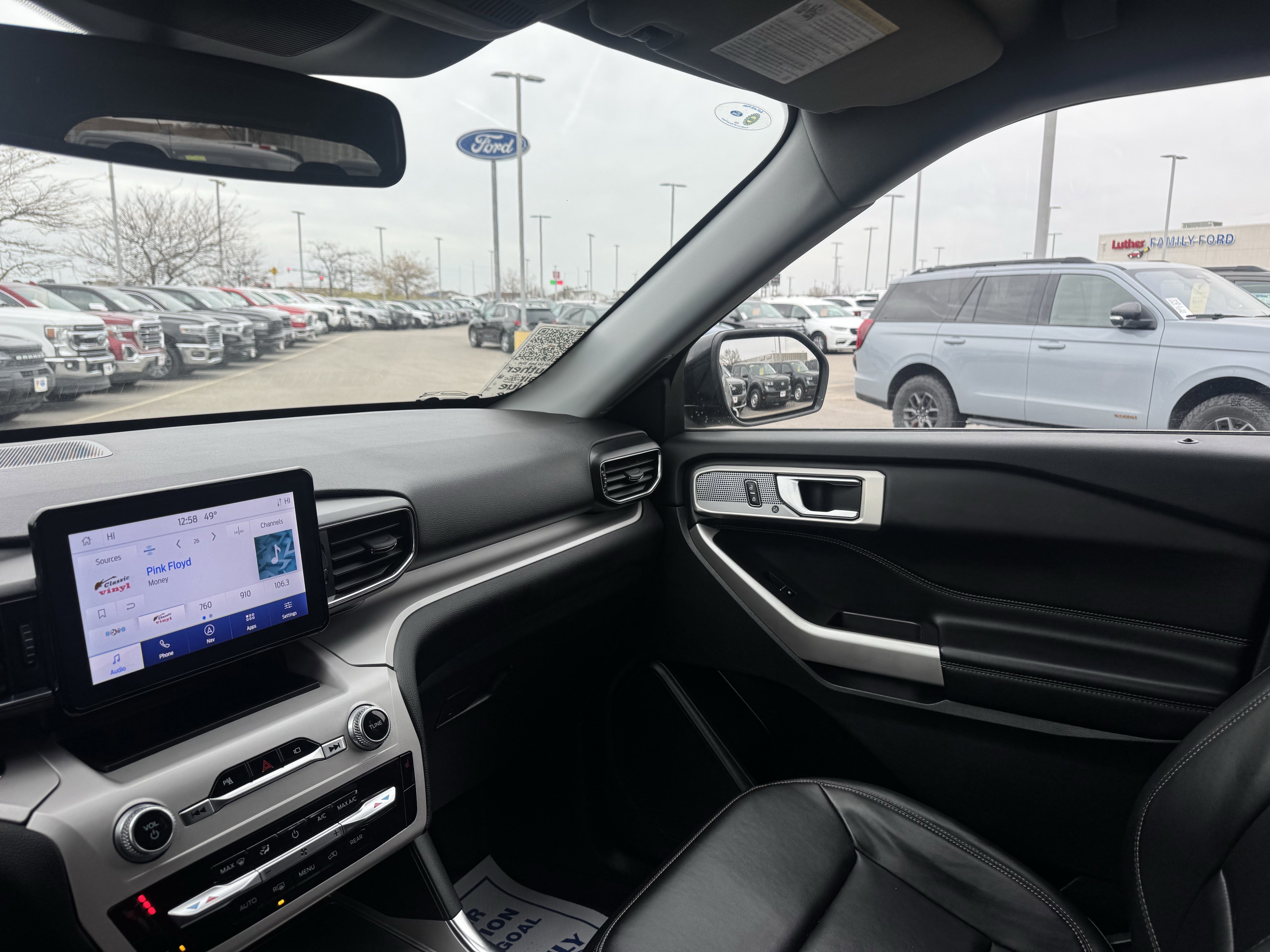 Certified 2023 Ford Explorer XLT w/ Equipment Group 202A image 11