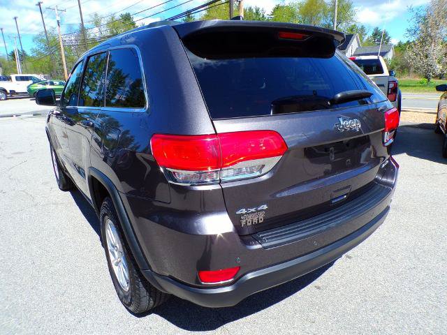 Used 2019 Jeep Grand Cherokee Laredo AWD/4WD image 6