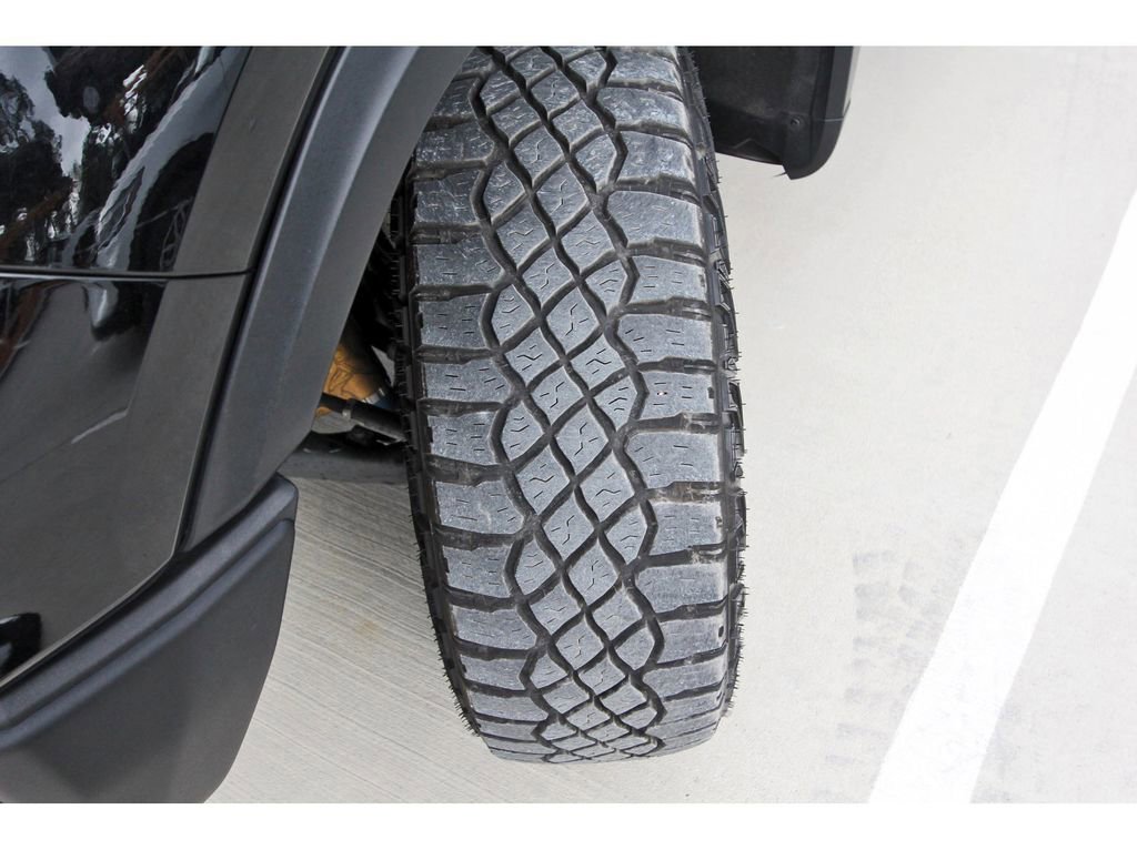 Used 2023 GMC Sierra 1500 AT4X w/ AT4X AEV Edition image 25