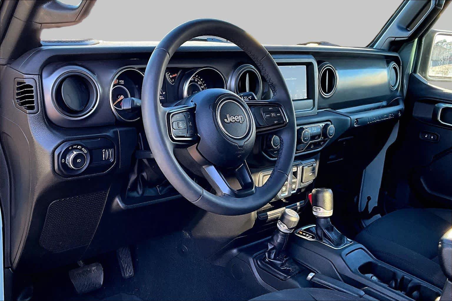 Used 2023 Jeep Wrangler Sport AWD/4WD image 18