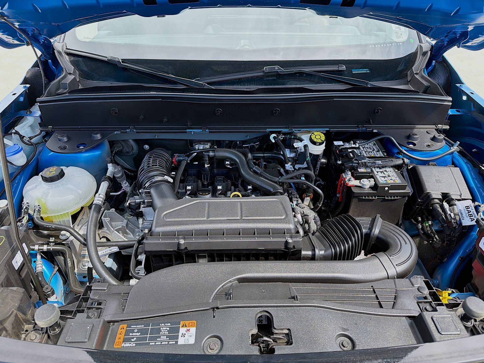 Certified 2025 Ford Bronco Sport Outer Banks w/ Outer Banks Tech Package+ AWD/4WD image 35