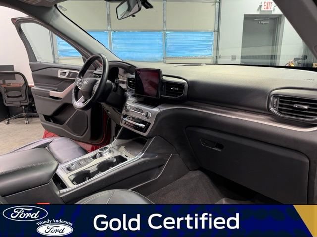 Certified 2023 Ford Explorer XLT w/ Equipment Group 202A AWD/4WD image 26