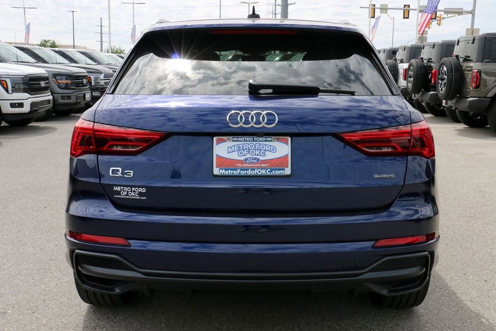 Used 2021 Audi Q3 2.0T Premium w/ Convenience Package AWD/4WD image 6