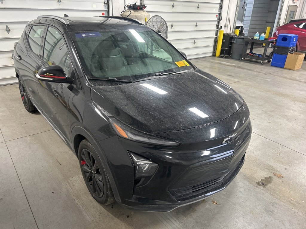 Used 2023 Chevrolet Bolt EUV Premier w/ Sun & Sound Package image 8