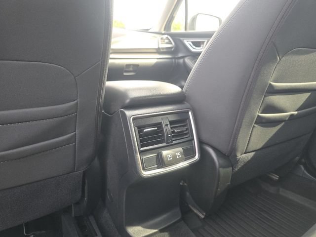 Used 2022 Subaru Forester Premium AWD/4WD image 26