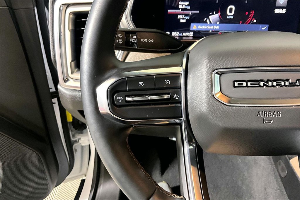 Used 2024 GMC Canyon Denali AWD/4WD image 14