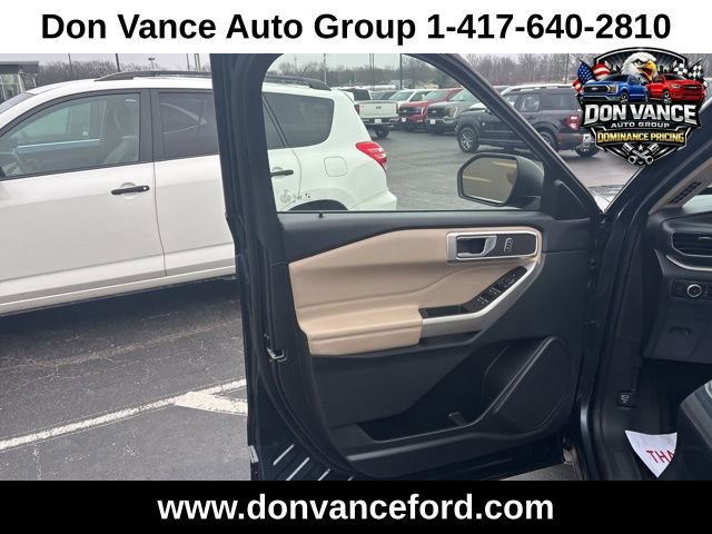 Certified 2023 Ford Explorer XLT w/ Equipment Group 202A image 25