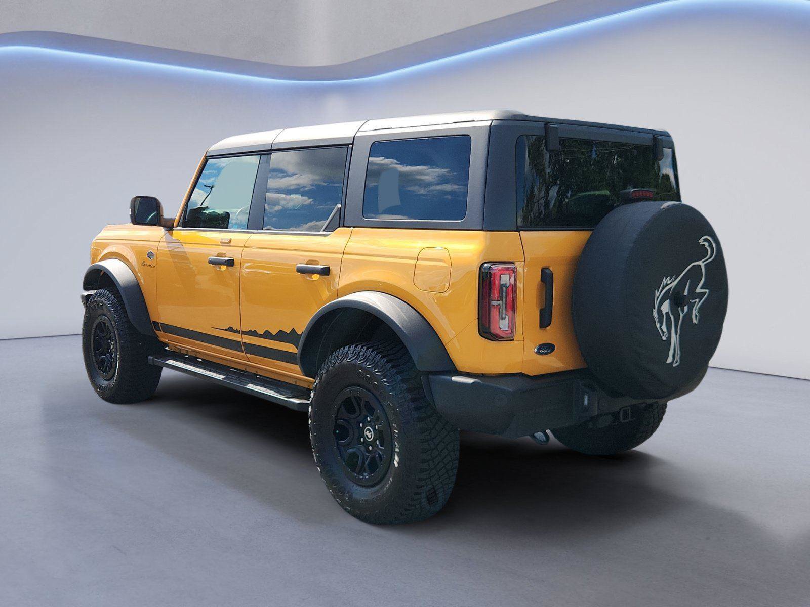 Certified 2022 Ford Bronco Wildtrak AWD/4WD image 5