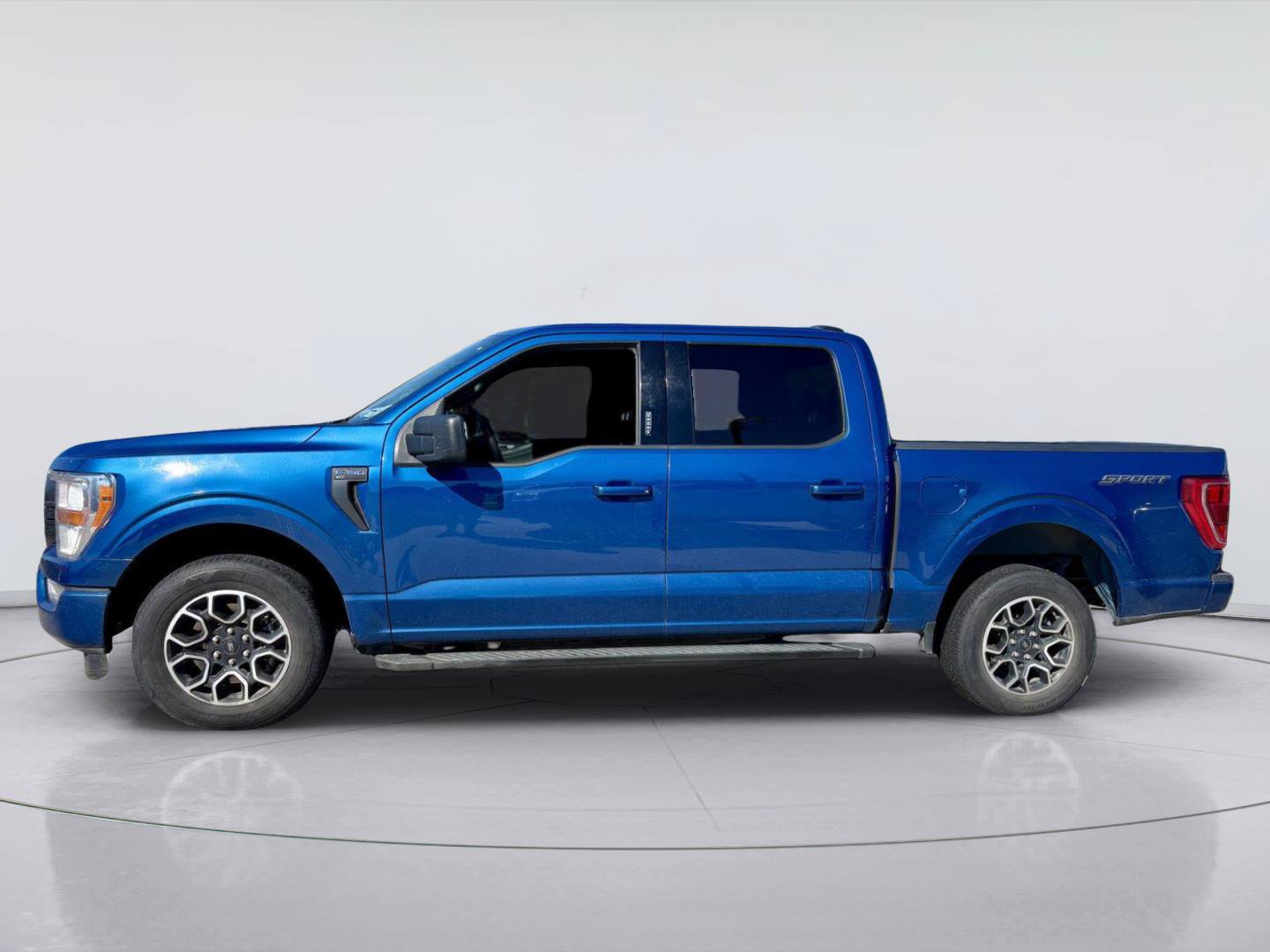 Certified 2022 Ford F150 XLT w/ Equipment Group 301A Mid RWD image 7