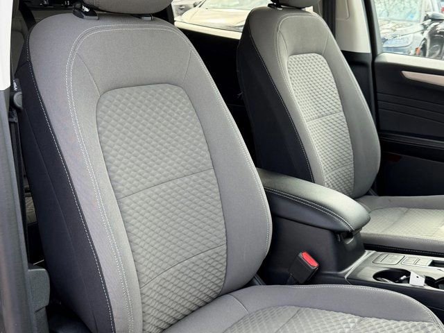 Certified 2022 Ford Escape SE w/ Convenience Package image 36