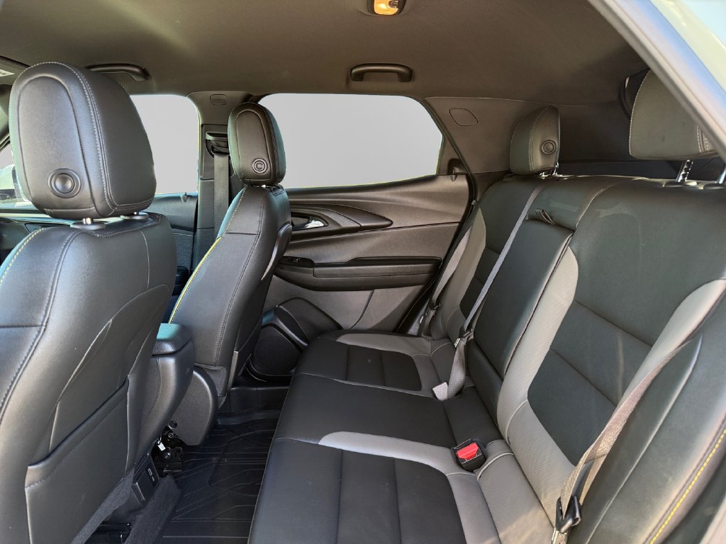 Used 2025 Chevrolet TrailBlazer ACTIV w/ Convenience Package FWD image 13