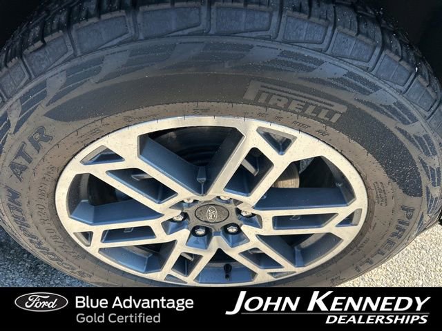 Certified 2025 Ford Expedition Active AWD/4WD image 7