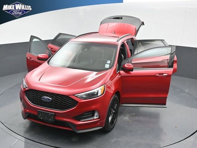 Certified 2022 Ford Edge ST-Line w/ Class II Trailer Tow Package image 26