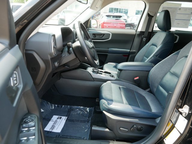 Certified 2022 Ford Bronco Sport Outer Banks w/ Tech Package AWD/4WD image 12