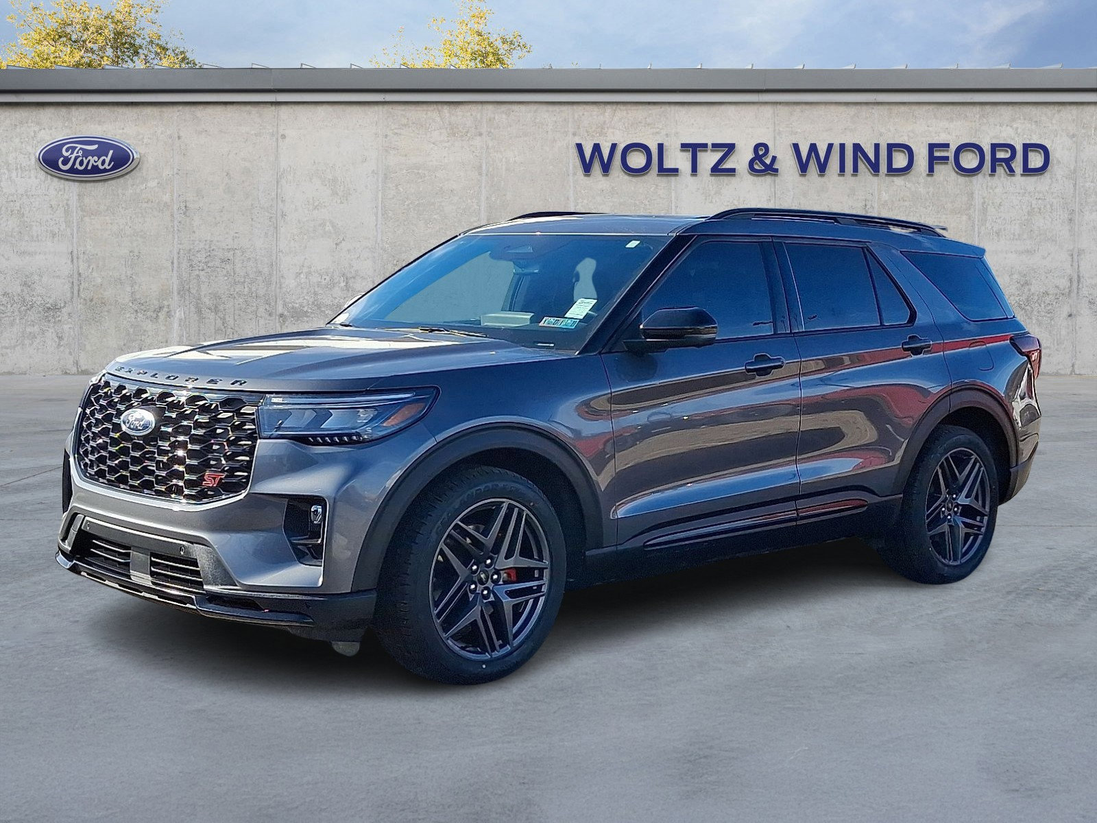 Certified 2025 Ford Explorer ST image 6