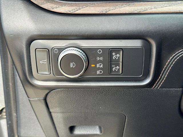 Certified 2020 Ford Explorer Platinum w/ Premium Technology Package AWD/4WD image 22