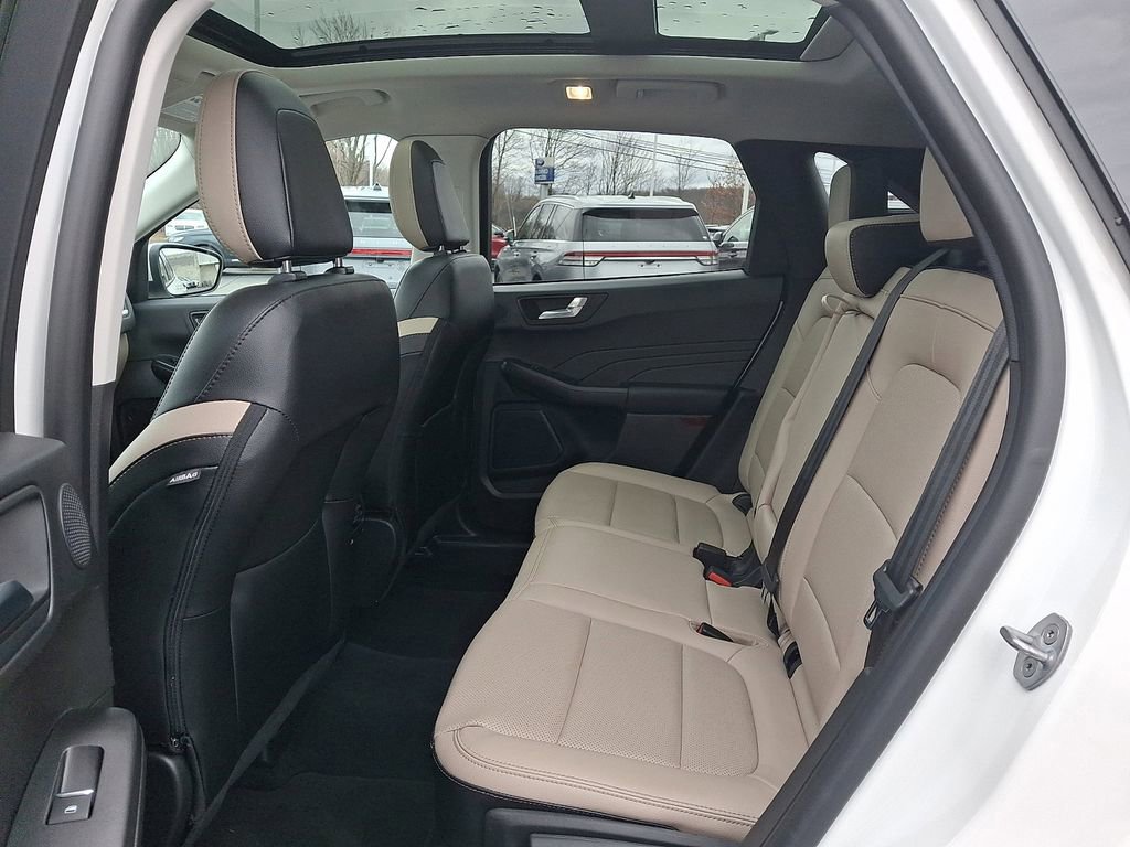 Certified 2022 Ford Escape SEL w/ Technology Package image 10