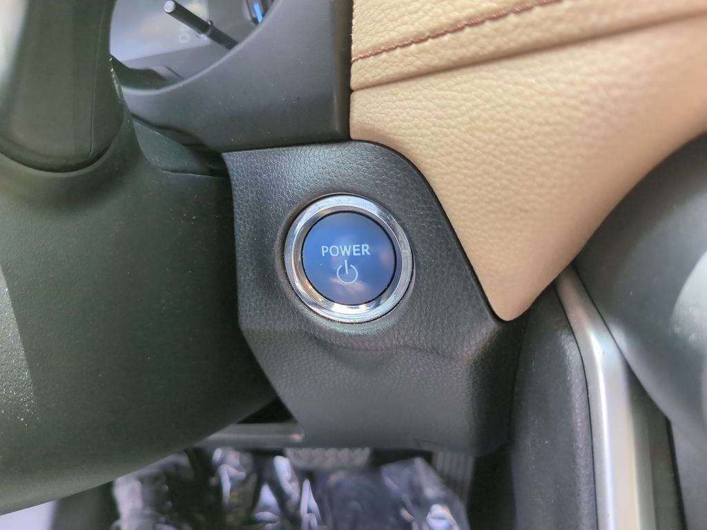 Used 2019 Toyota RAV4 Limited w/ Limited Grade Weather Package AWD/4WD image 27