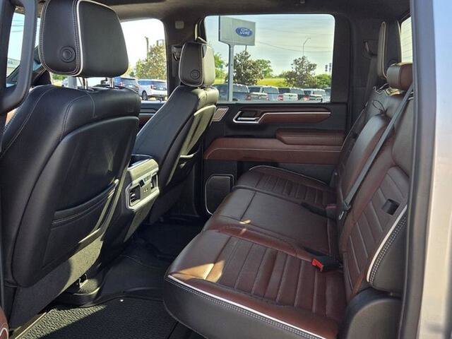 Used 2025 GMC Sierra 2500 Denali Ultimate AWD/4WD image 6