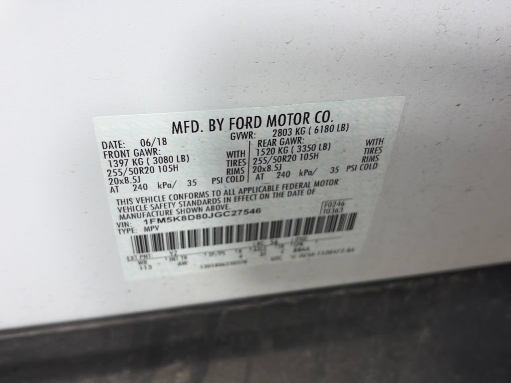 Certified 2018 Ford Explorer XLT w/ Equipment Group 202A AWD/4WD image 9