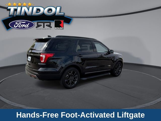 Certified 2017 Ford Explorer XLT w/ Equipment Group 202A image 5