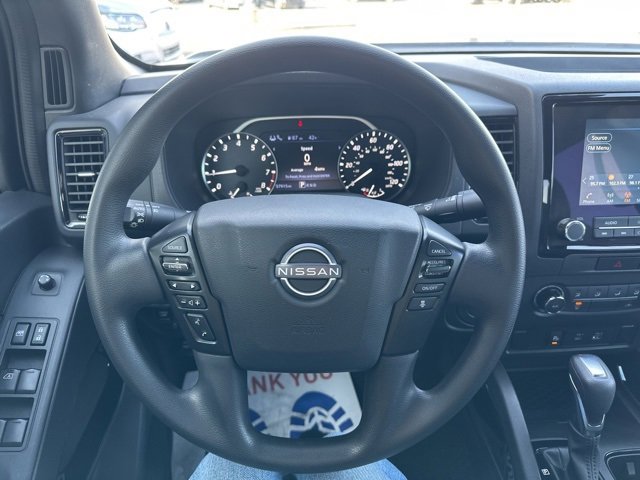 Used 2023 Nissan Frontier SV w/ Midnight Edition Package image 10