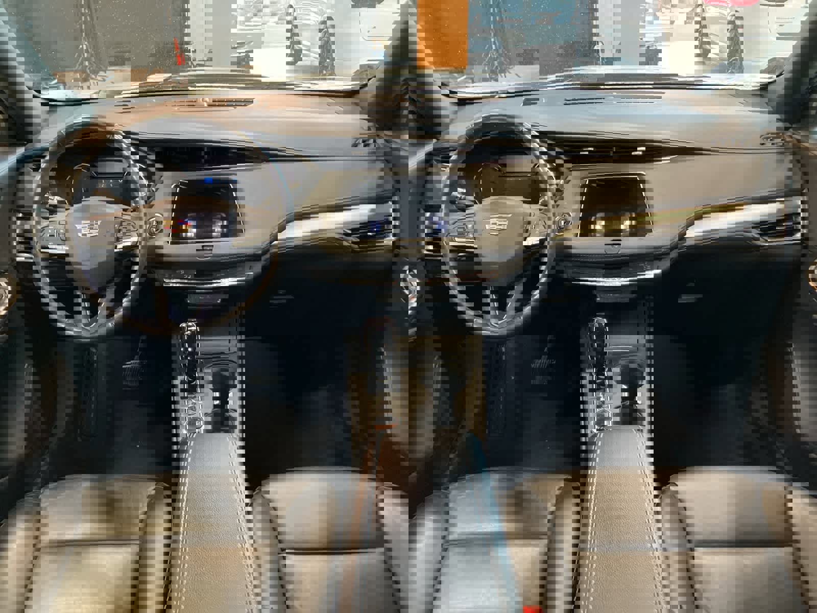 Used 2021 Cadillac XT4 Premium Luxury image 25