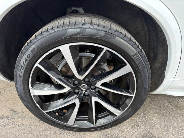 Used 2022 Volvo XC90 T6 Momentum AWD/4WD image 33