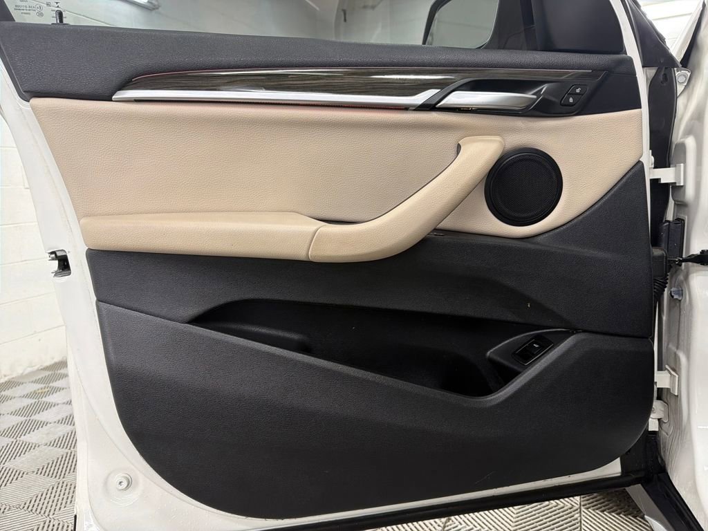 Used 2019 BMW X1 sDrive28i w/ Convenience Package image 17