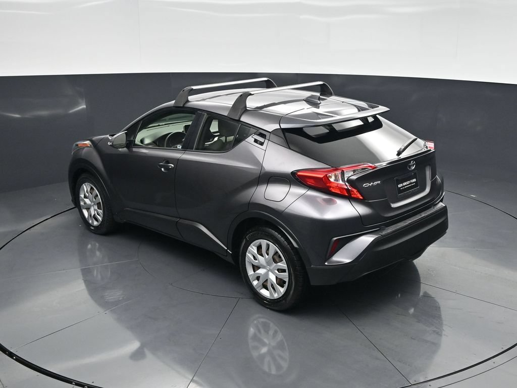 Used 2020 Toyota C-HR LE FWD image 36