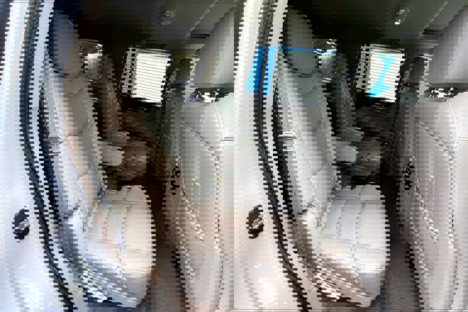 Used 2018 Cadillac Escalade Luxury image 19