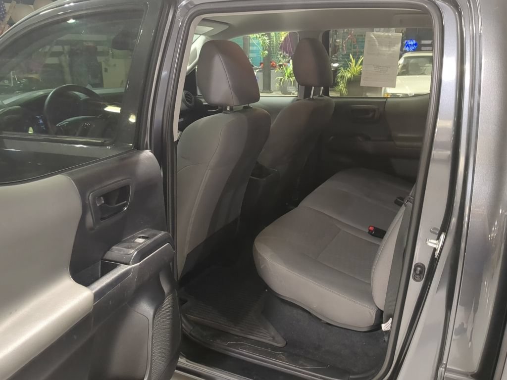 Used 2023 Toyota Tacoma SR AWD/4WD image 12