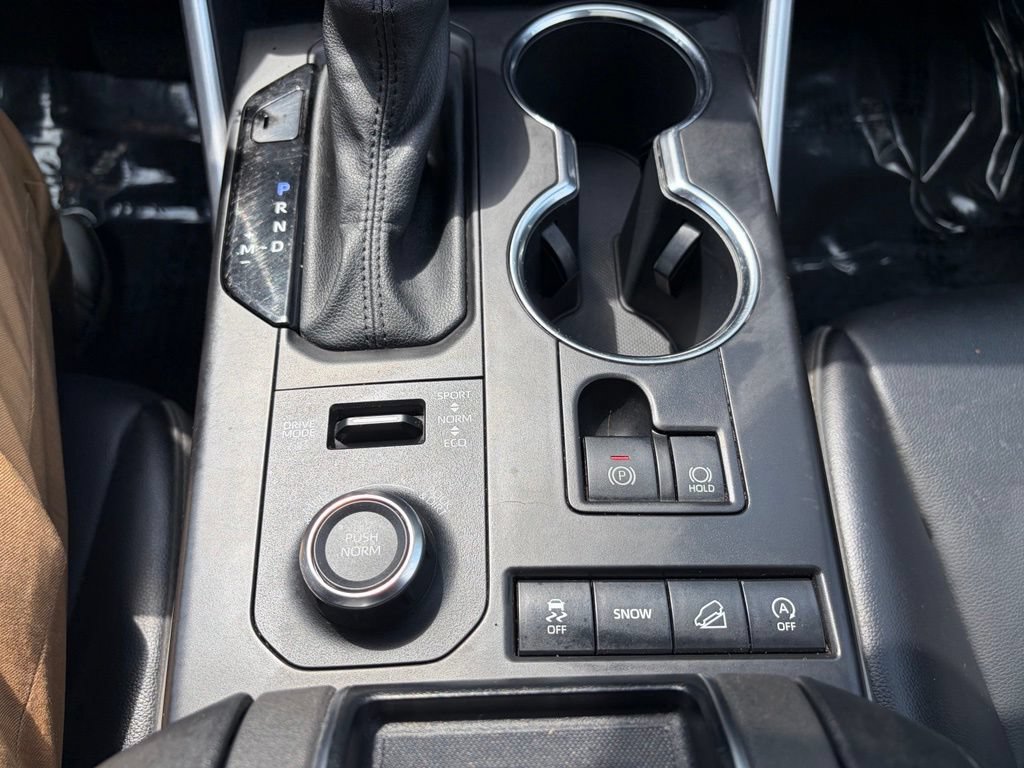 Used 2022 Toyota Highlander XSE AWD/4WD image 44