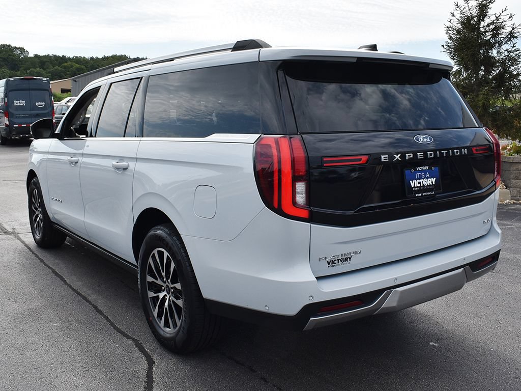 Certified 2025 Ford Expedition Max Platinum AWD/4WD image 3