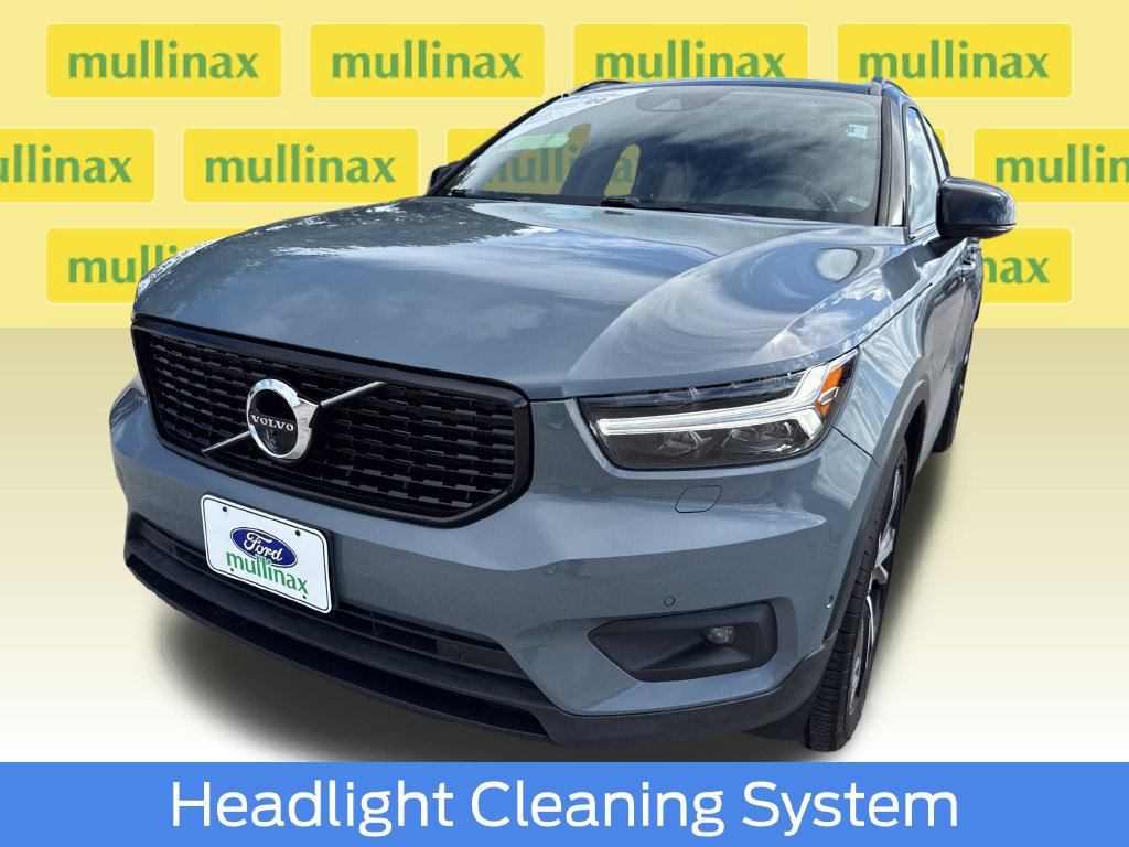 Used 2020 Volvo XC40 T4 R-Design FWD image 10