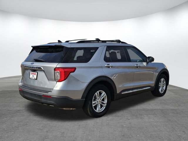 Certified 2021 Ford Explorer XLT image 4