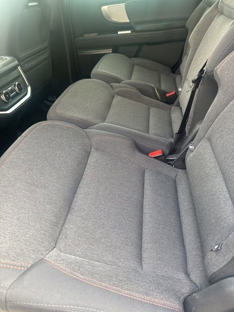 Certified 2025 Ford Expedition Active AWD/4WD image 17