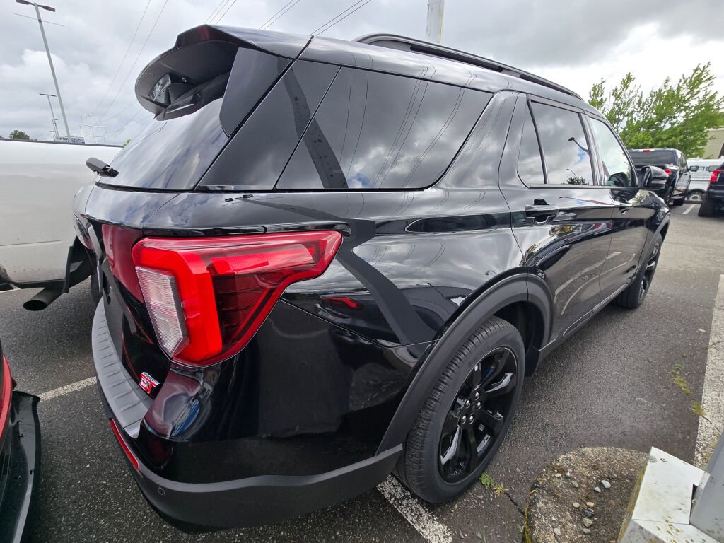 Certified 2023 Ford Explorer ST w/ Equipment Group 401A AWD/4WD image 2