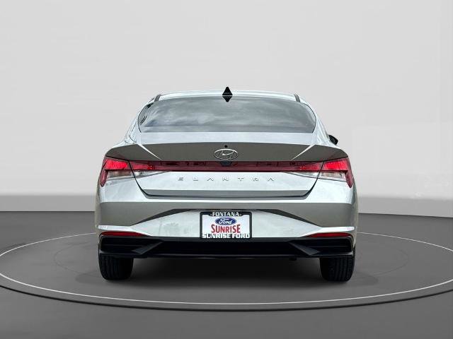 Used 2021 Hyundai Elantra SE FWD image 6