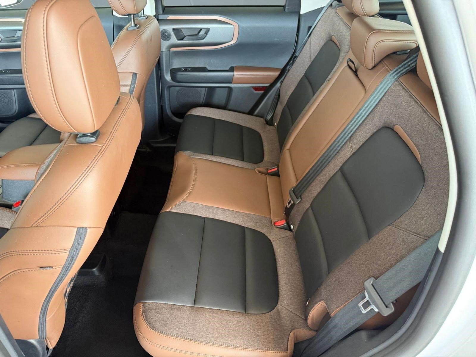 Certified 2025 Ford Bronco Sport Outer Banks w/ Outer Banks Tech Package+ AWD/4WD image 15