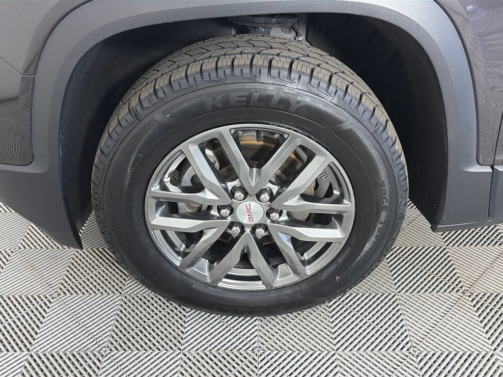 Used 2017 GMC Acadia SLT AWD/4WD image 8